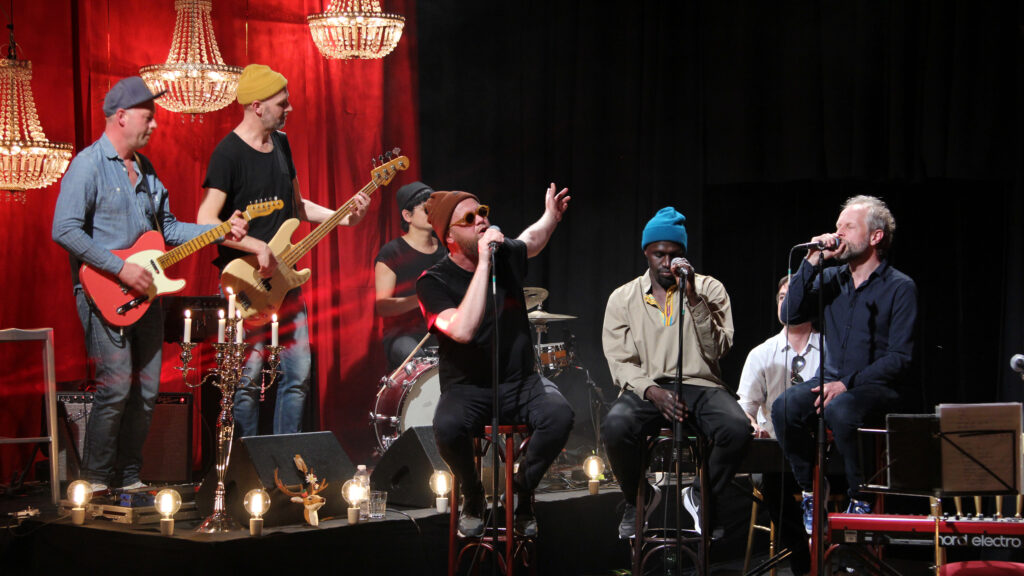 Live Band spiller musik